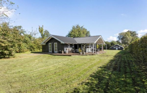Gorgeous Home In Humble With Sauna